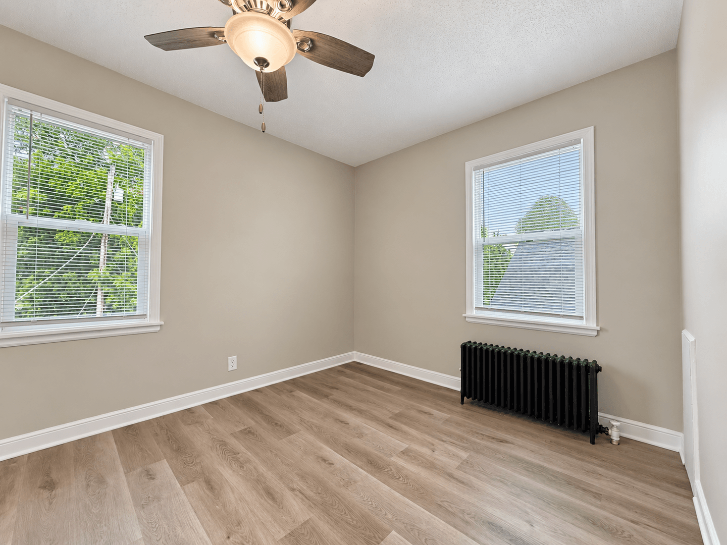 Saint Paul Apartment: 833 Randolph Ave
