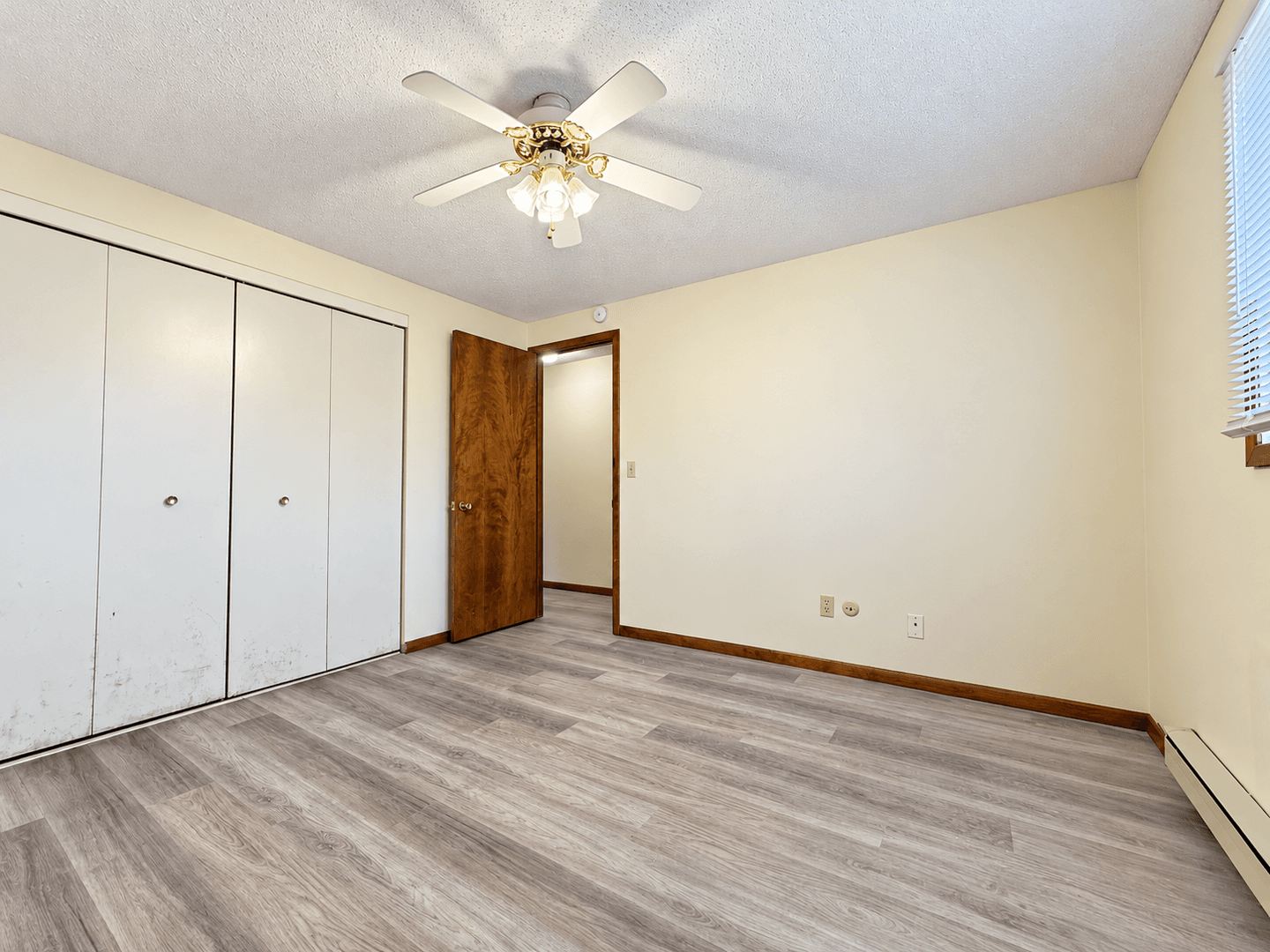 Willmar Apartment: 1116 2nd Street SE