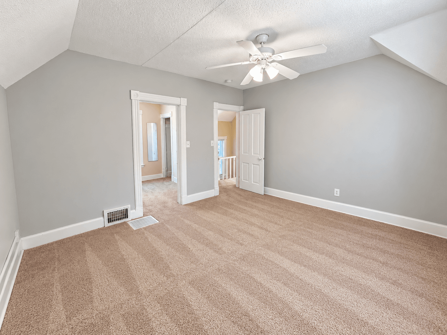 Saint Paul House: 1145 Beech St