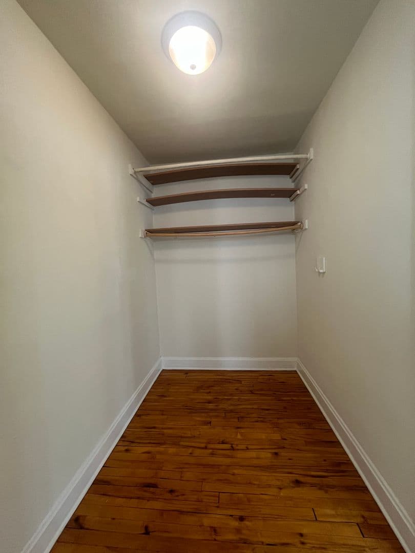 Saint Paul Apartment: 1756 Grand Ave