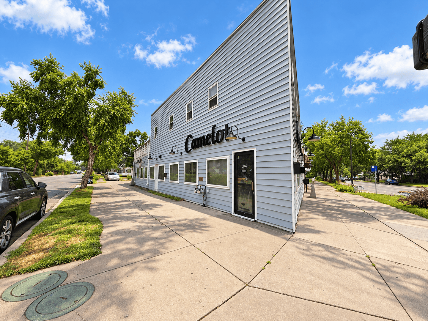 Minneapolis Apartment: 3962, 3964, 3966 Minnehaha Ave