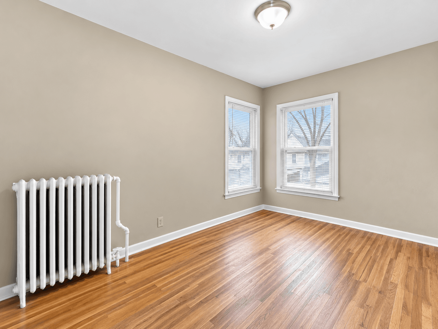 Saint Paul Apartment: 468 Herschel St.