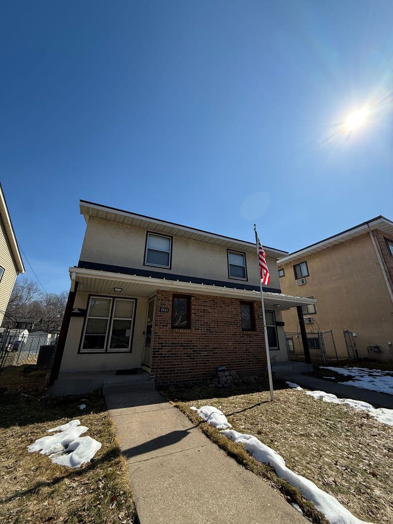 Minneapolis Apartment: 2833 31st Ave S