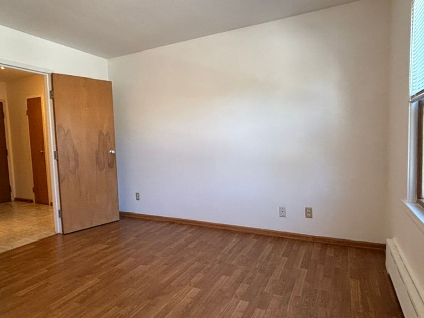 Minneapolis Apartment: 4351 Drew Ave South