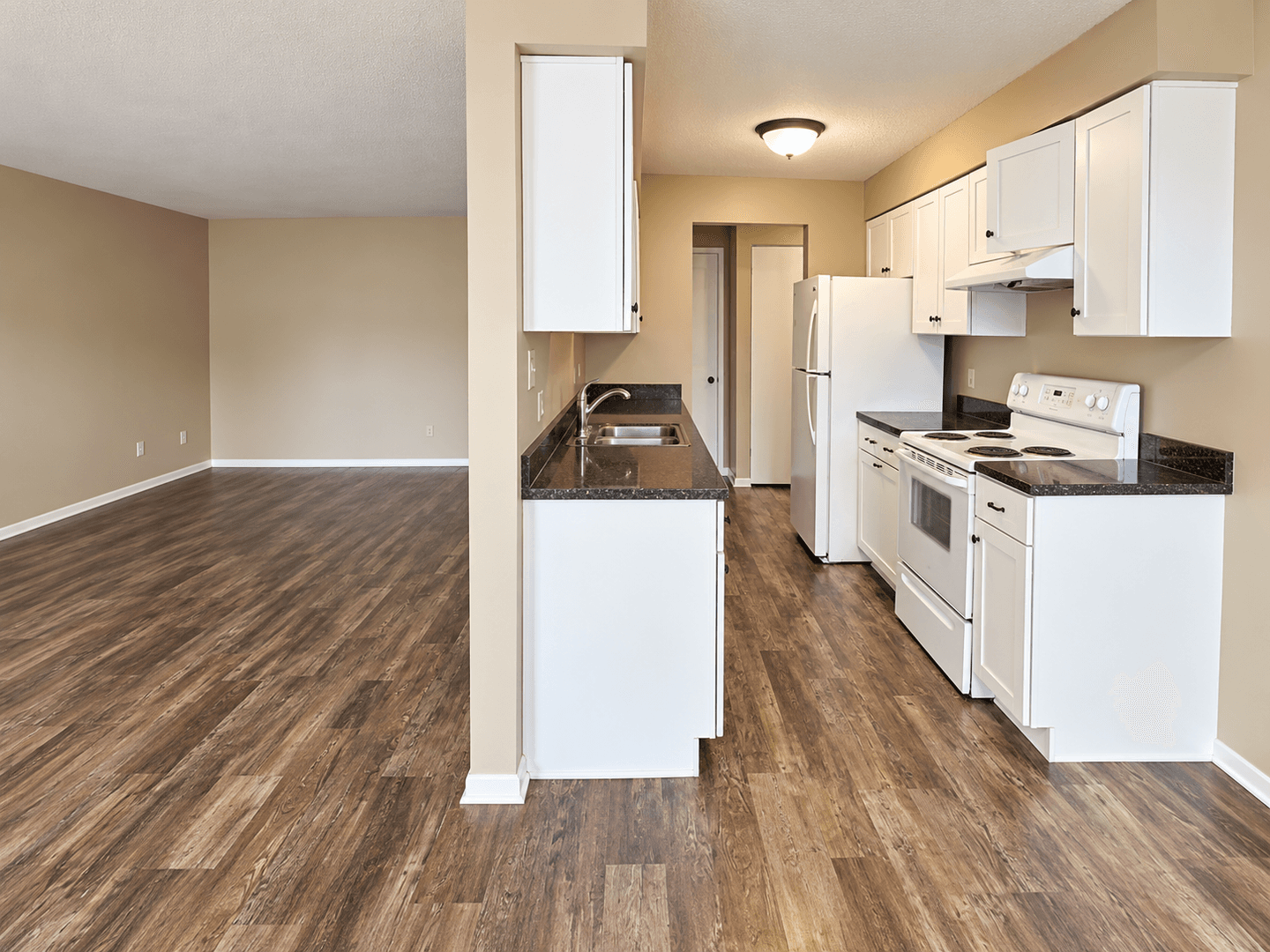 Saint Paul Apartment: 795 East 6th Street