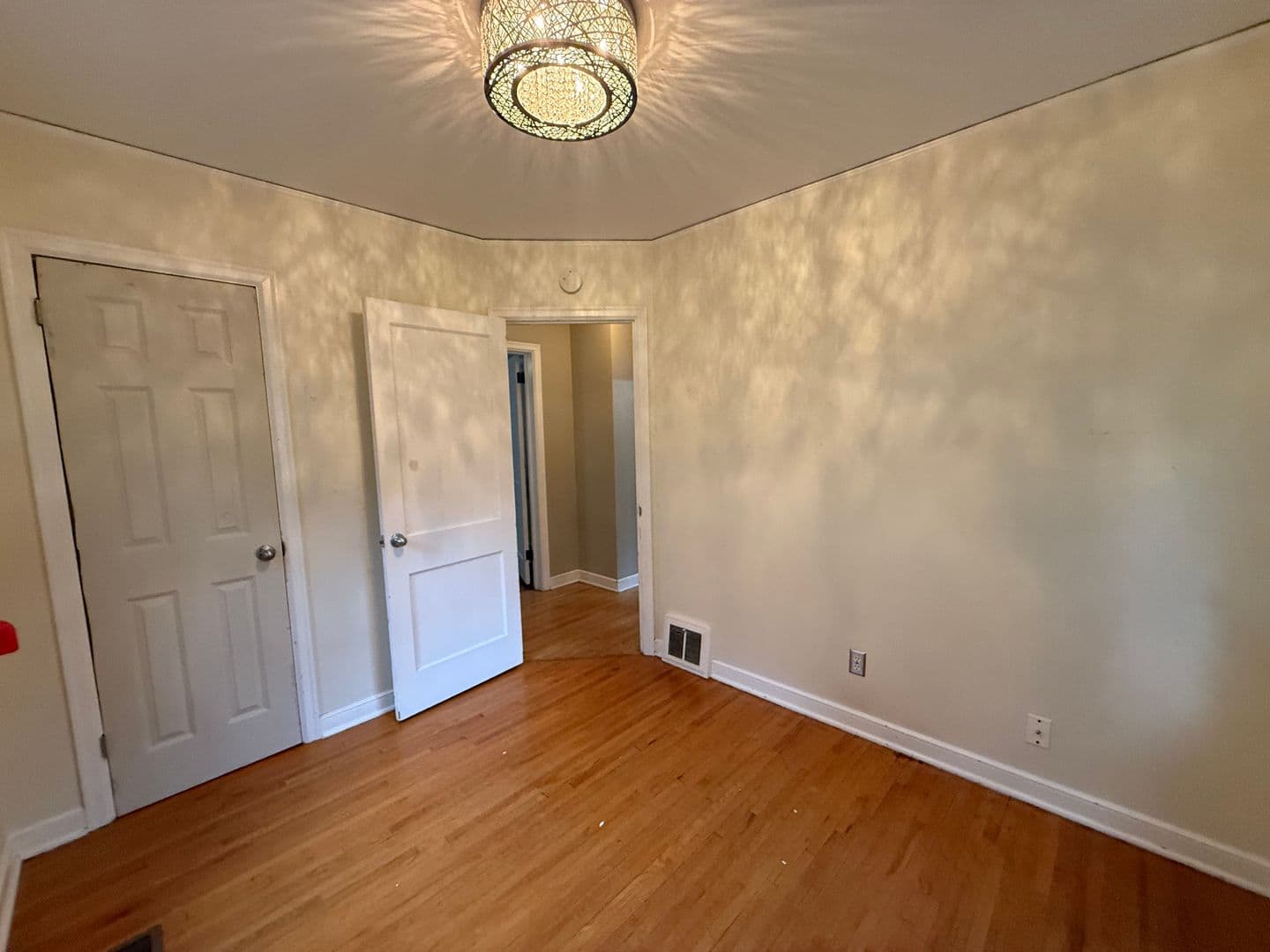 Minneapolis House: 5308 44th Ave S