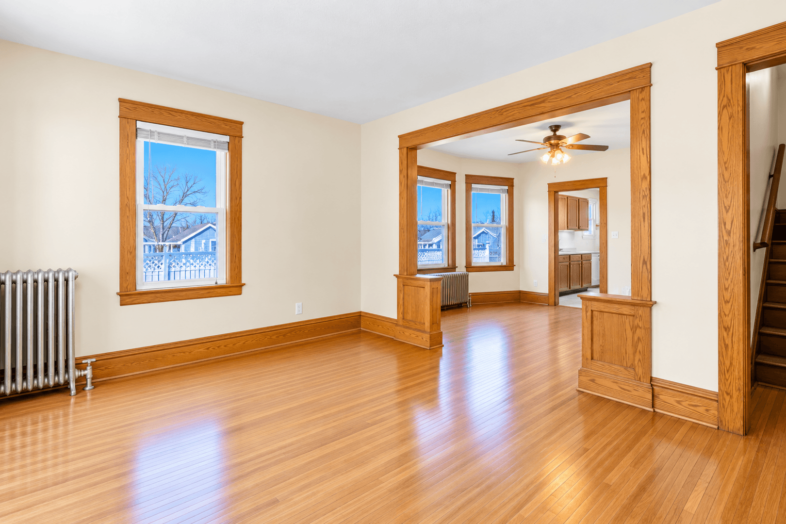 Saint Paul Apartment: 1607-1609 Van Buren Ave