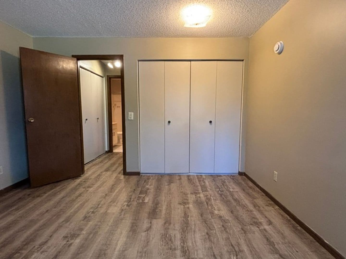 Bloomington Apartment: 2021 W 90th St