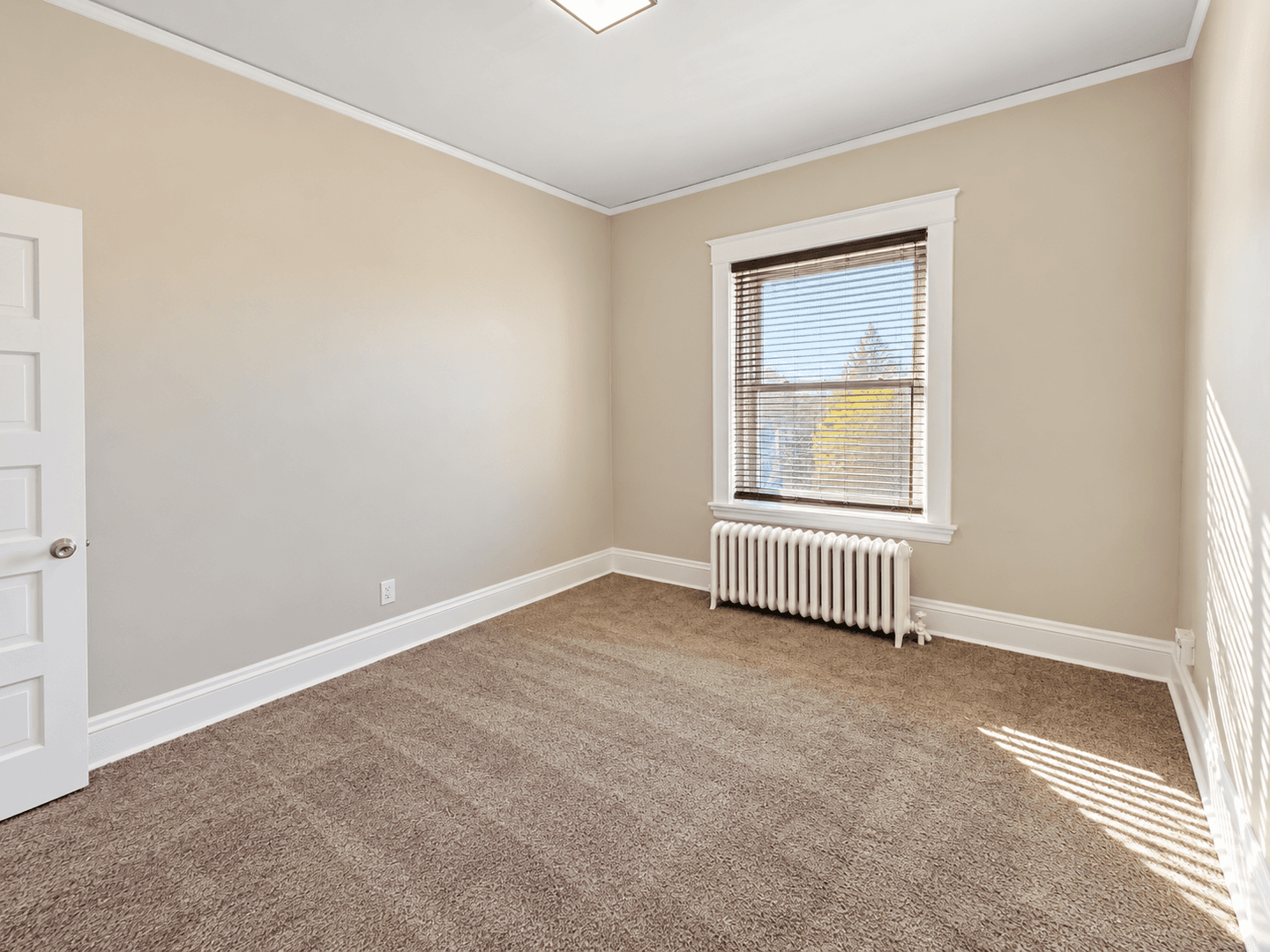 Saint Paul Apartment: 1114 Rice St