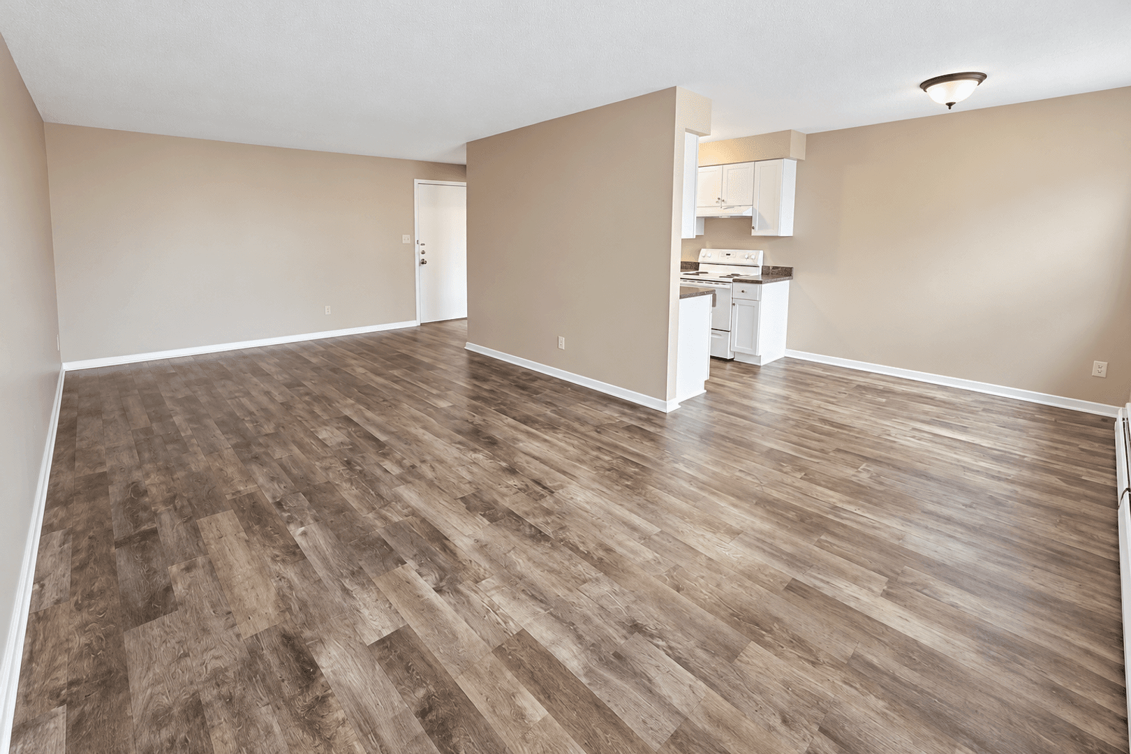 Saint Paul Apartment: 795 East 6th Street