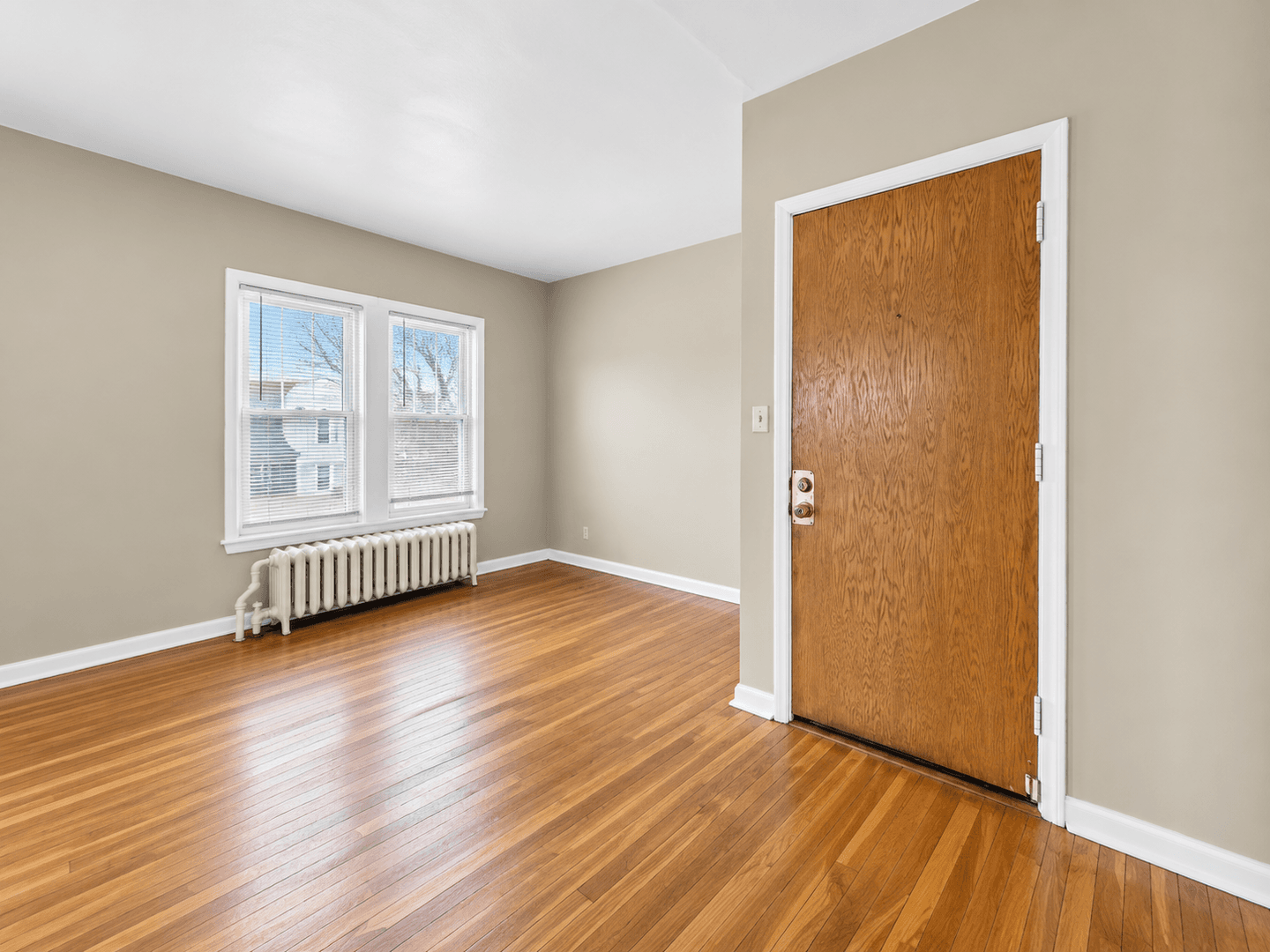 Saint Paul Apartment: 468 Herschel St.