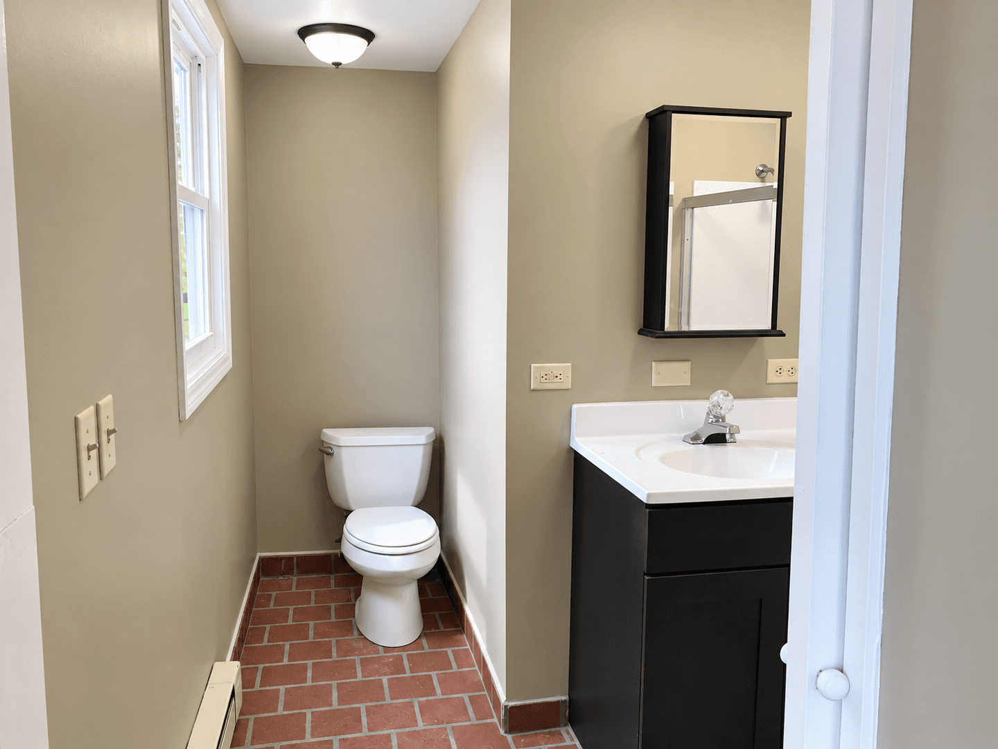 Saint Paul Apartment: 217-219 Bates Ave