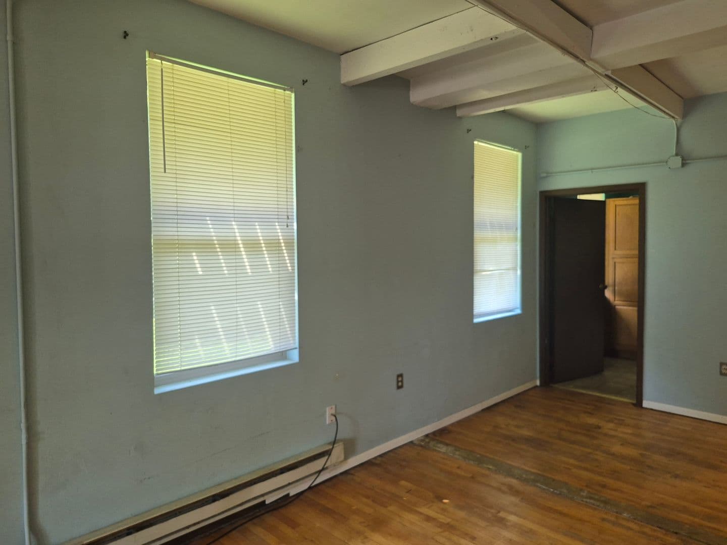 Owatonna Apartment: 421 State Ave