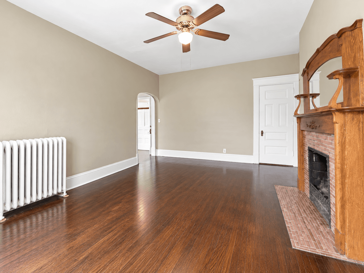 Saint Paul Apartment: 1863 Marshall Ave