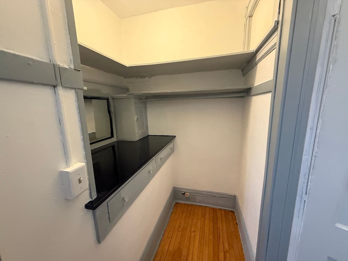 Minneapolis Apartment: 1302 Linden Ave
