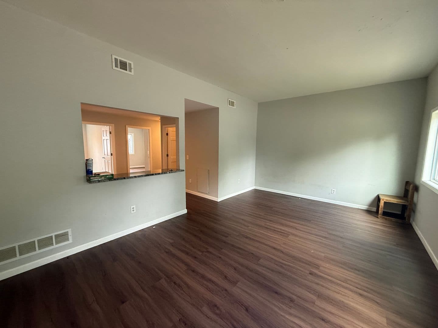 Saint Paul Apartment: 555-565 N Kent St