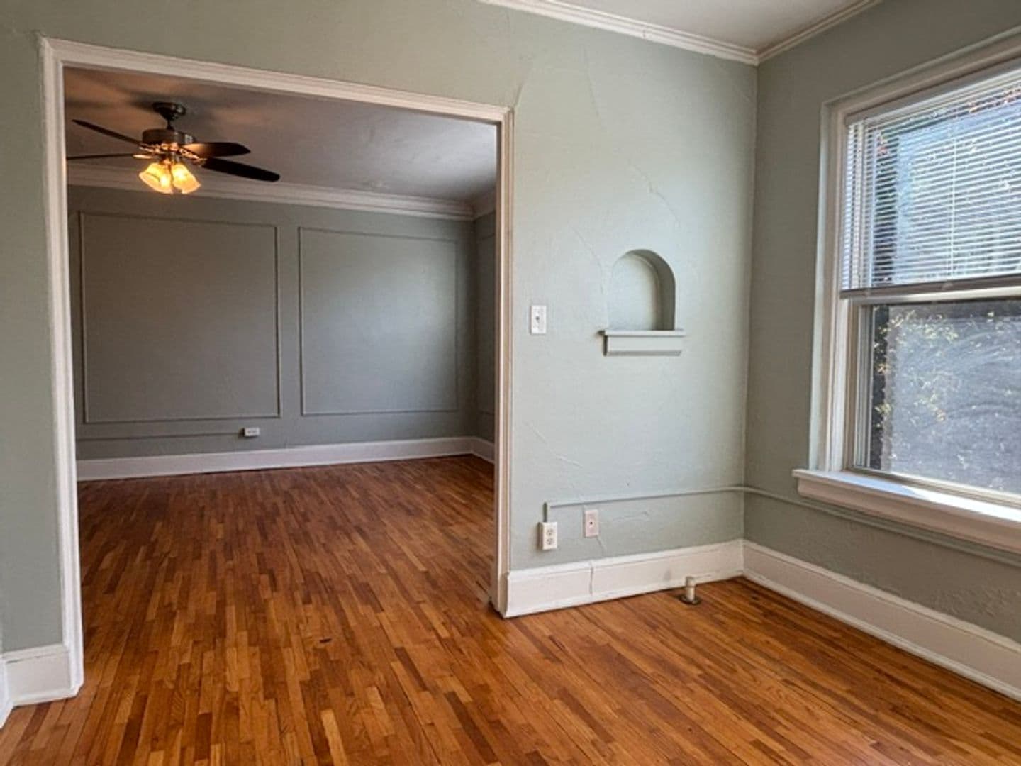 Saint Paul Apartment: 1967 Grand Ave