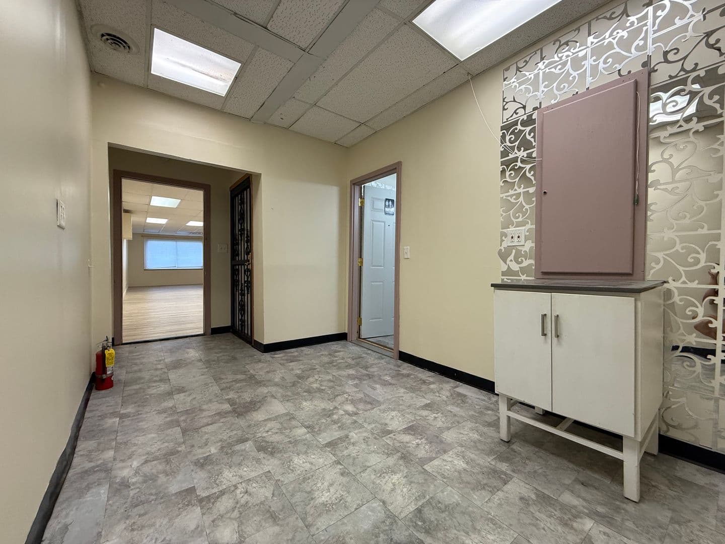 Minneapolis Apartment: 3962, 3964, 3966 Minnehaha Ave