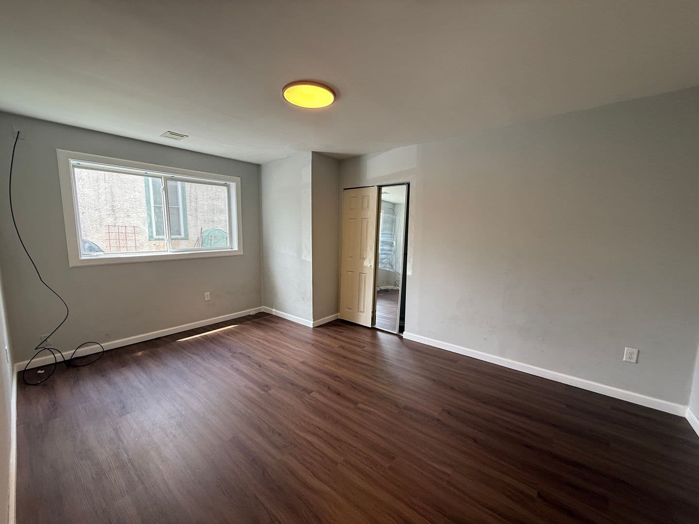 Saint Paul Apartment: 555-565 N Kent St