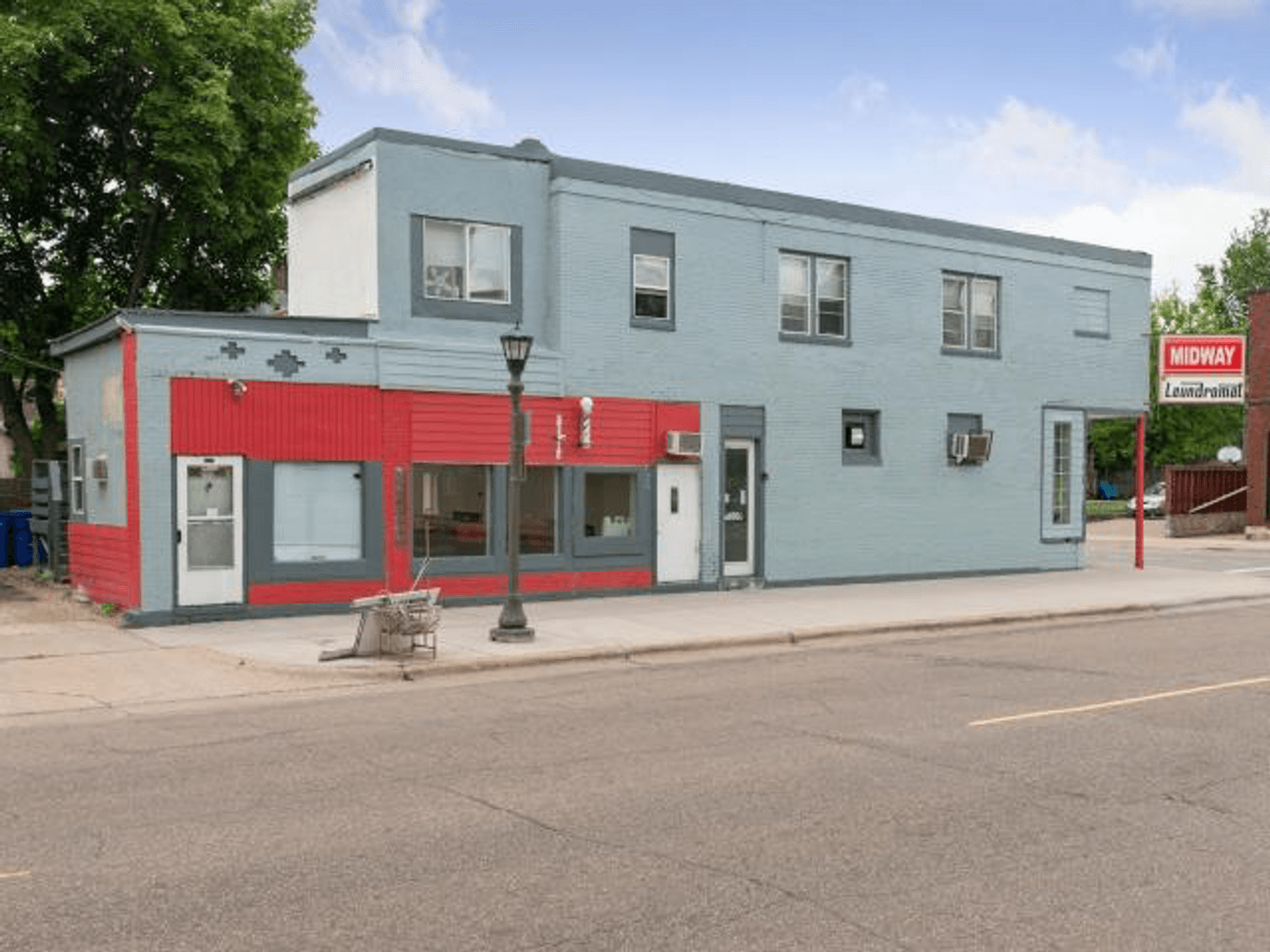 Saint Paul Apartment: 1332 Minnehaha Ave W