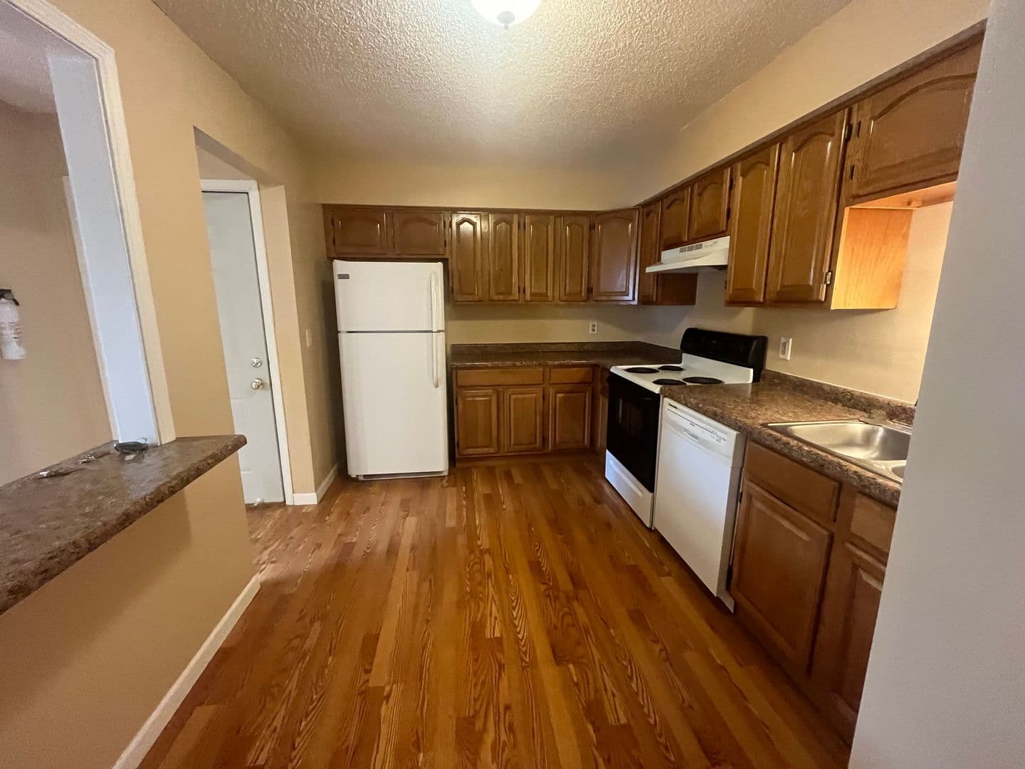 Eagan Apartment: 942 Wescott Trail