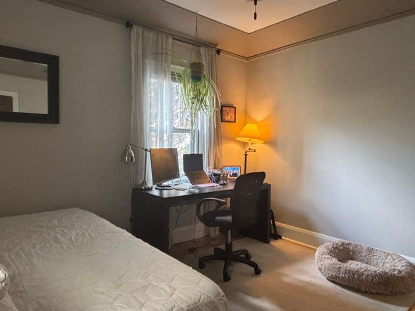 Minneapolis Apartment: 3535-3537 Harriet Ave