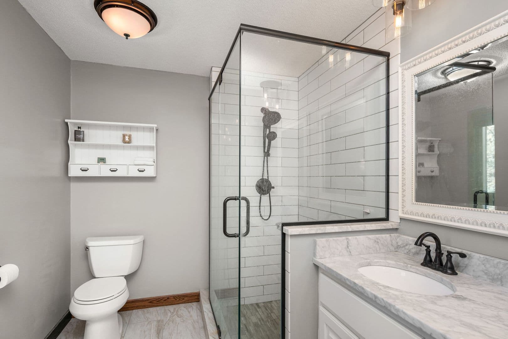 Lakeville House: 16425 Kingswood Ct