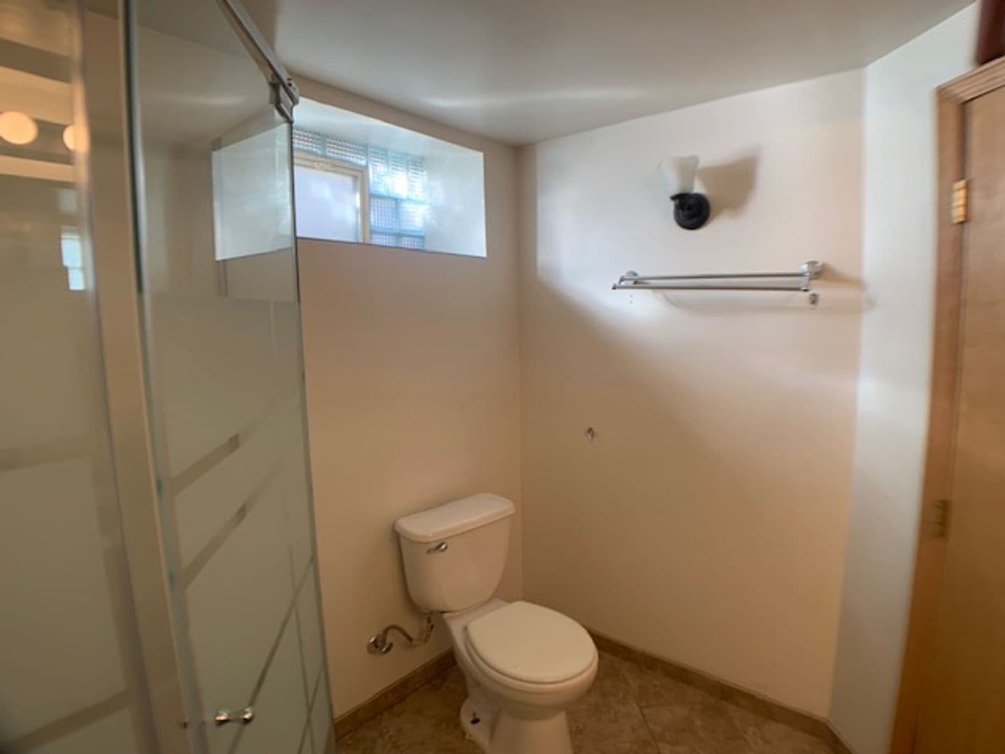 Saint Paul Apartment: 1607-1609 Van Buren Ave