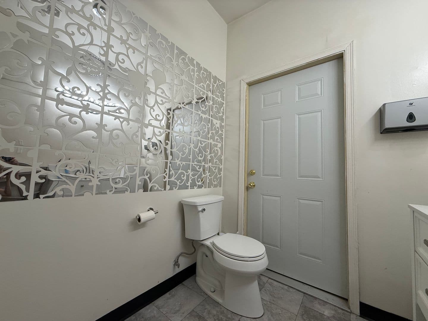 Minneapolis Apartment: 3962, 3964, 3966 Minnehaha Ave