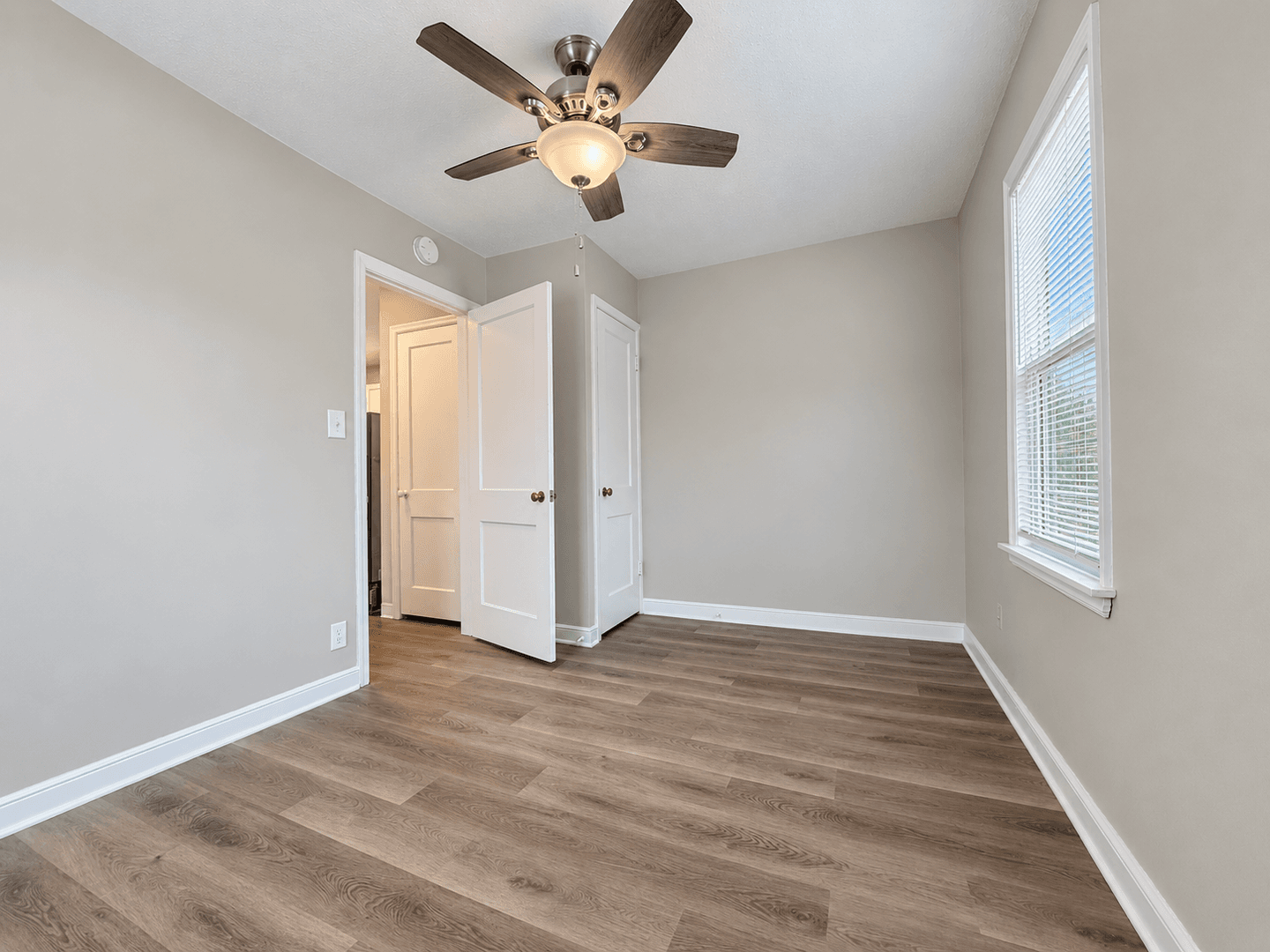Saint Paul Apartment: 833 Randolph Ave