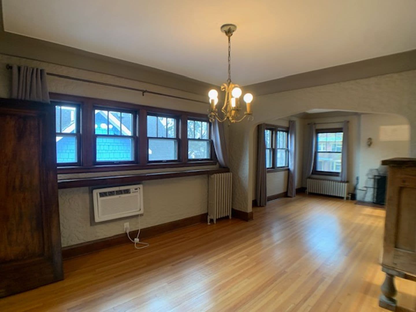 Minneapolis Apartment: 3535-3537 Harriet Ave