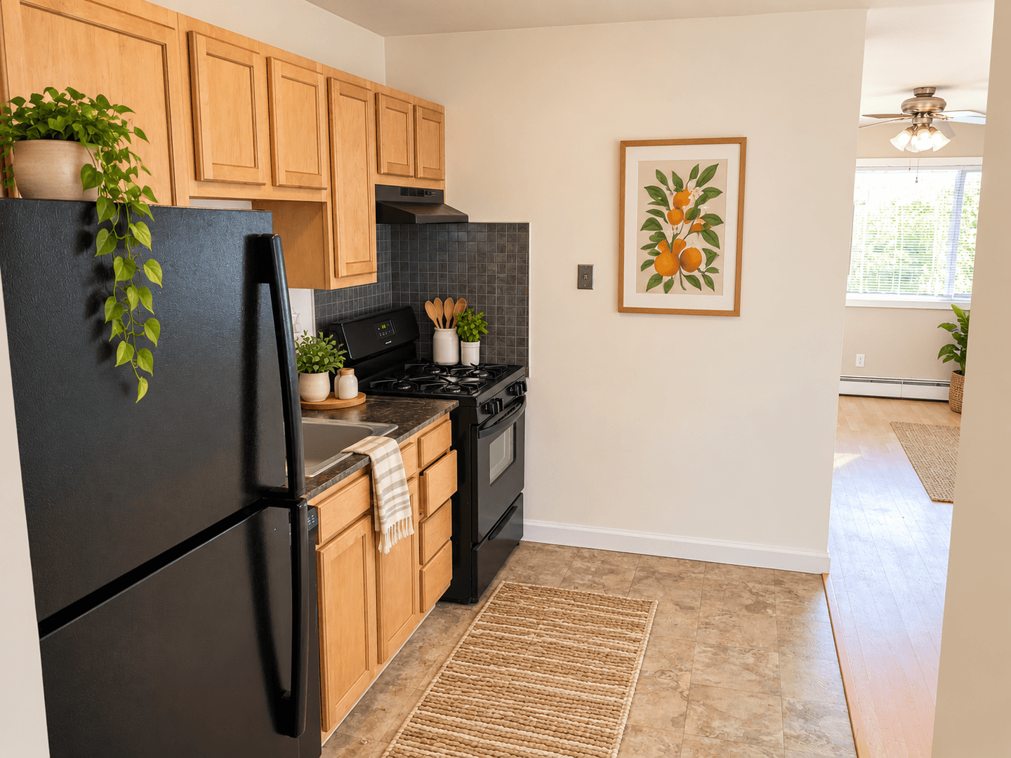 Minneapolis Apartment: 2800 Pillsbury Ave