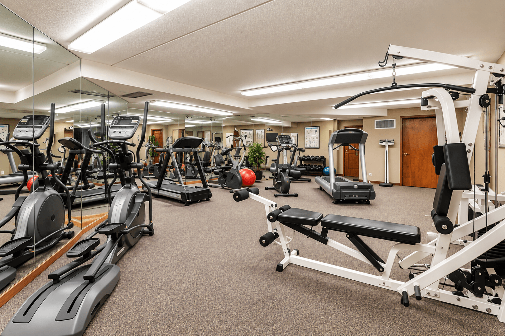 Edina Condo: 6670 Vernon Ave