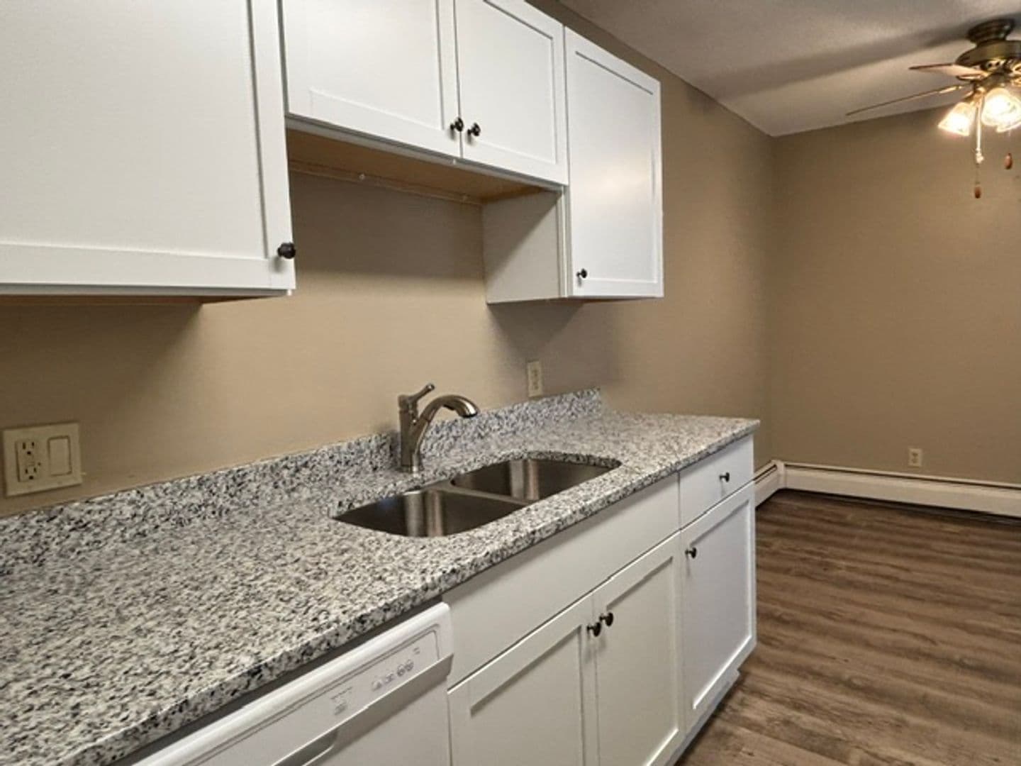 Bloomington Apartment: 2021 W 90th St