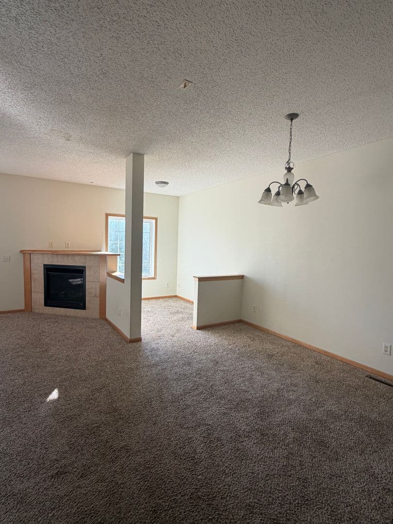 Lakeville House: 18340 Kerrville Trail #709