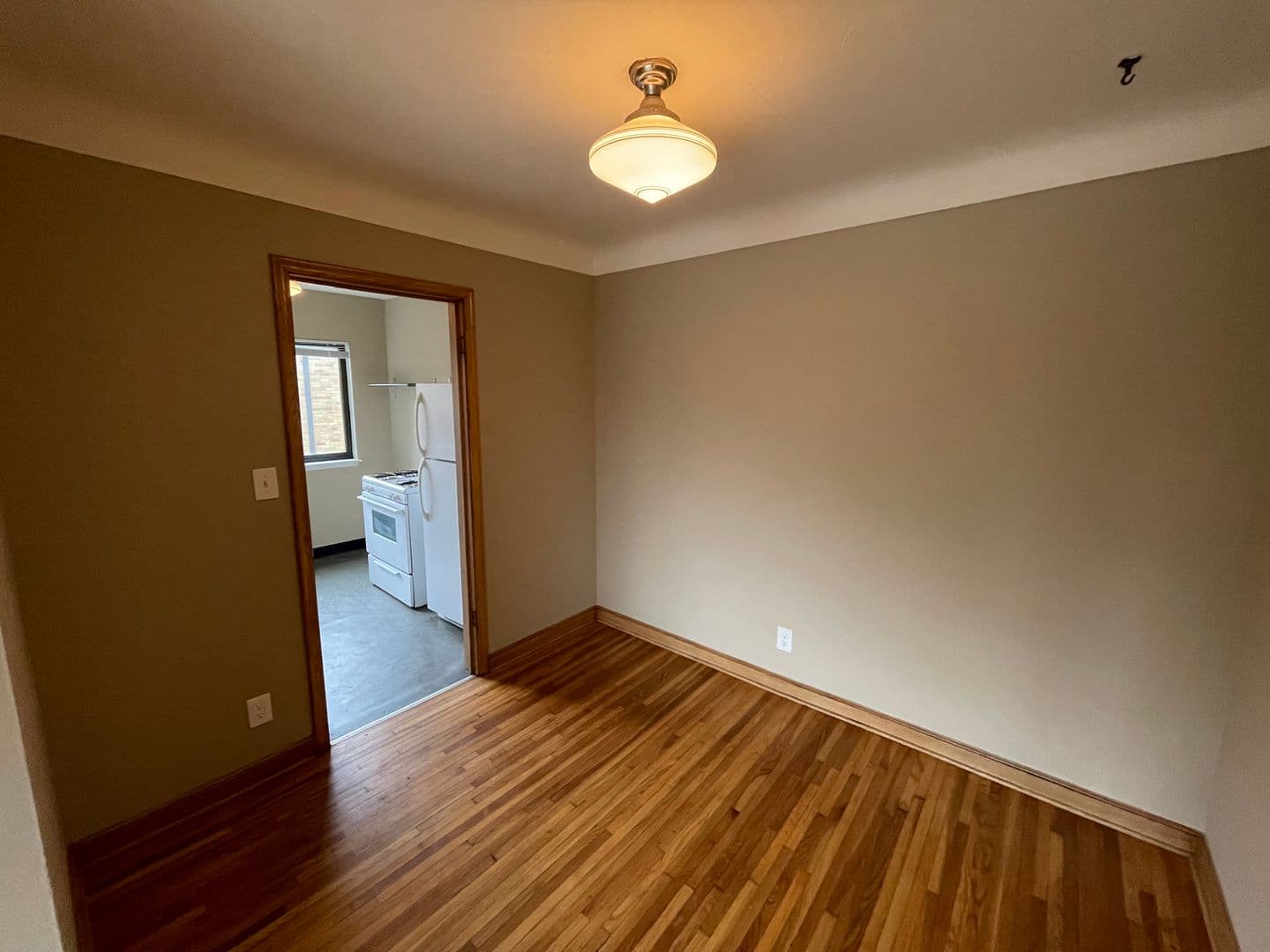 Saint Paul Apartment: 622-632 Snelling Ave South