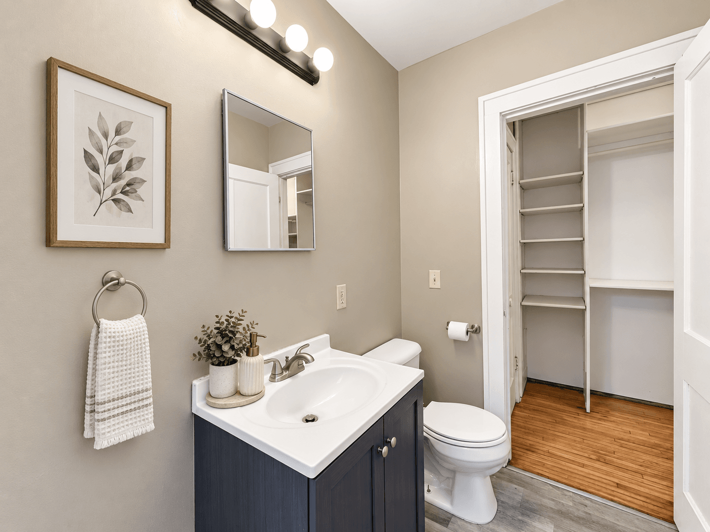 Saint Paul Apartment: 535 Asbury St