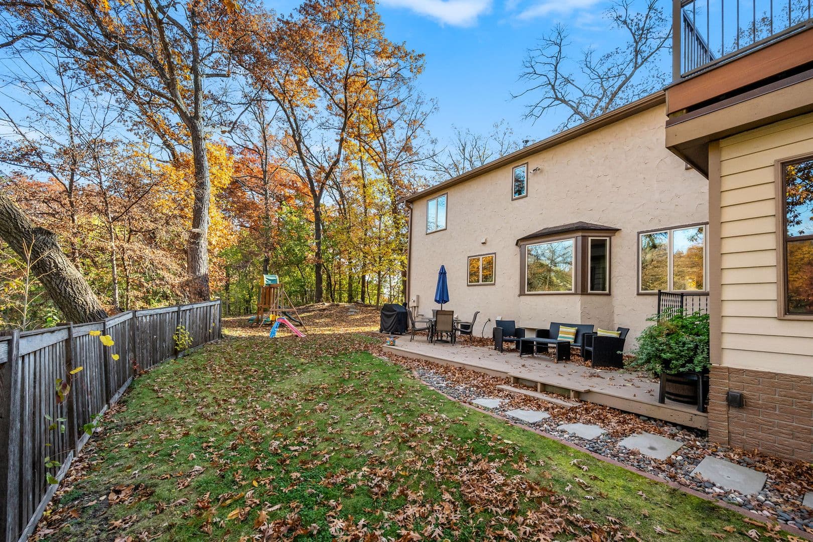 Lakeville House: 16425 Kingswood Ct