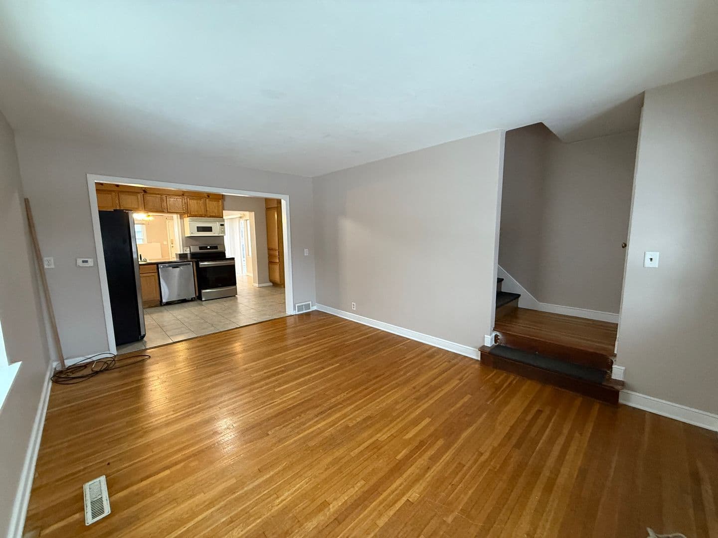South Saint Paul Apartment: 708 1st Ave S