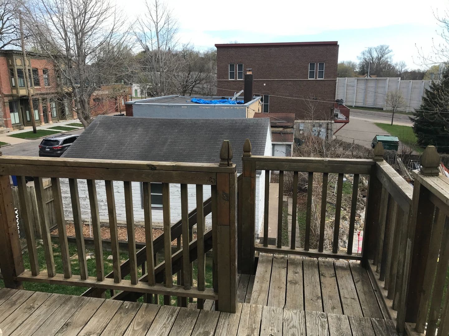 Saint Paul Apartment: 217-219 Bates Ave
