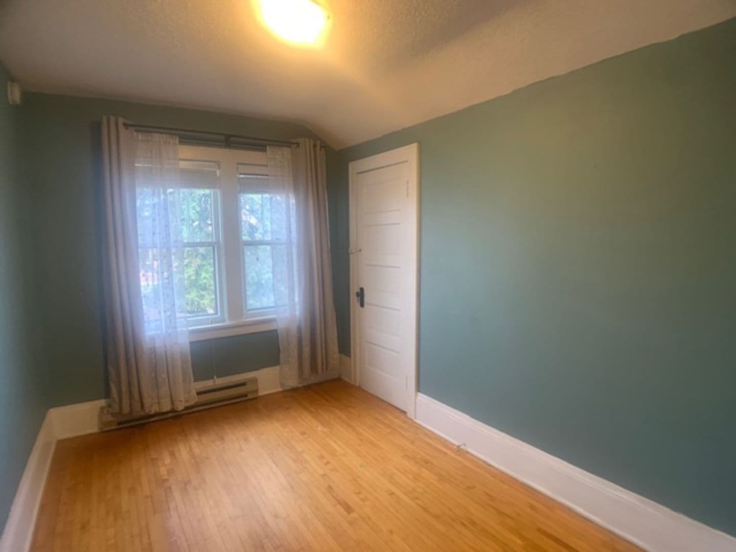 Saint Paul House: 1428 Snelling Ave N