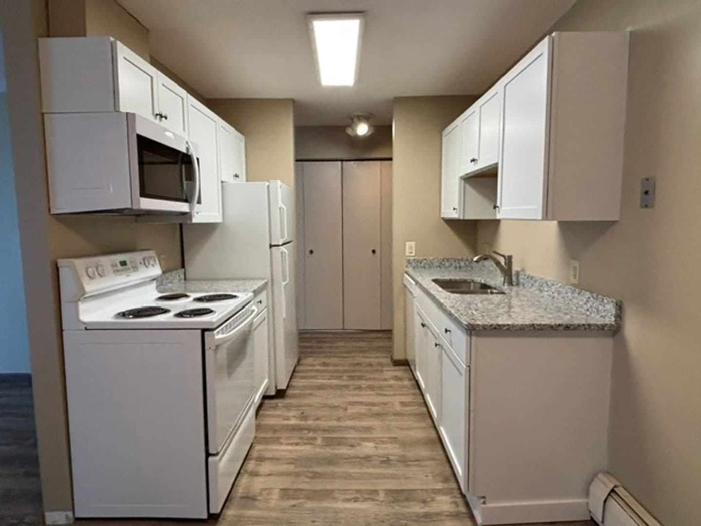 Bloomington Apartment: 2021 W 90th St