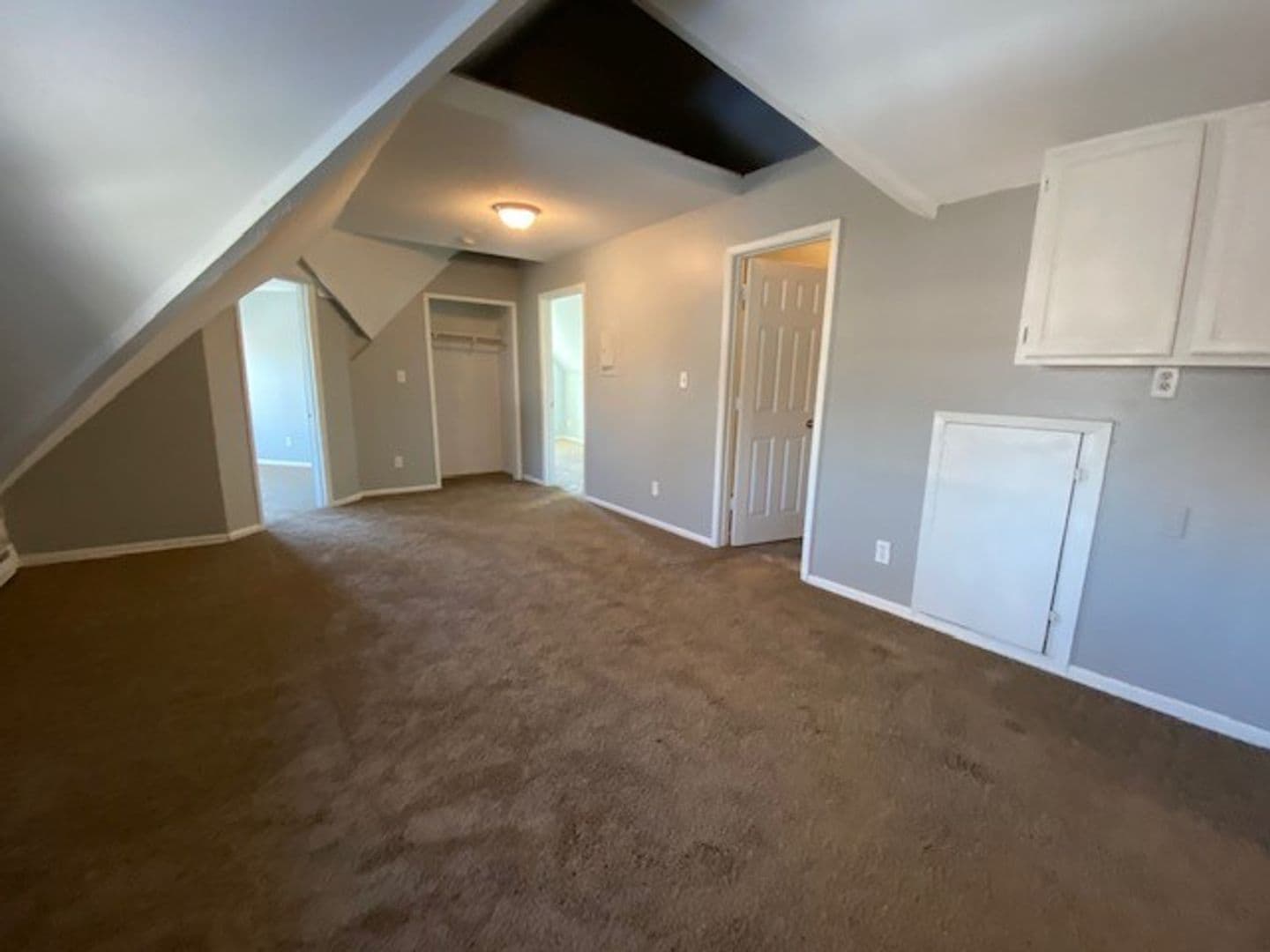 Saint Paul Apartment: 783 6th St East