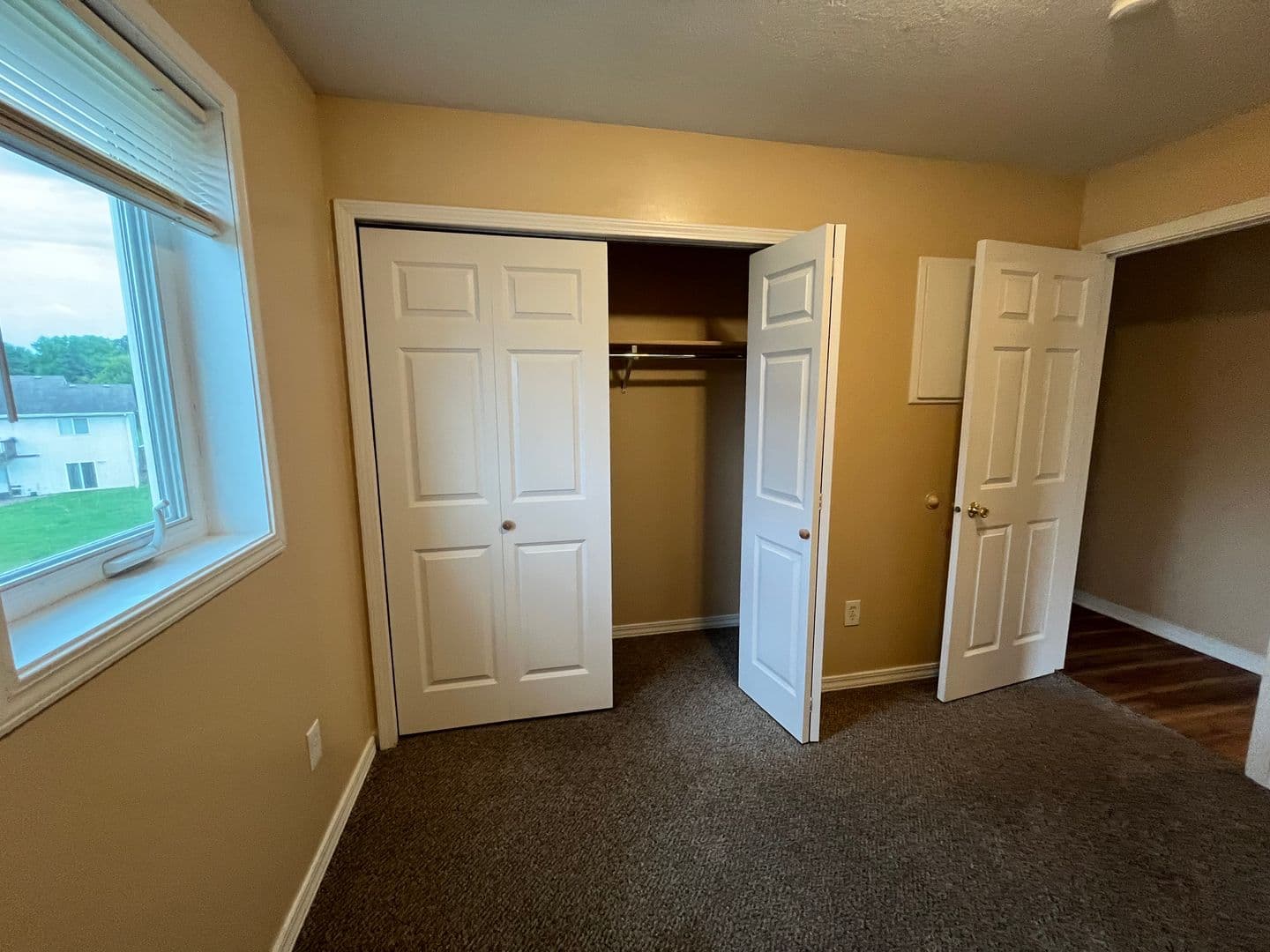 Eagan Apartment: 896 Wescott Square
