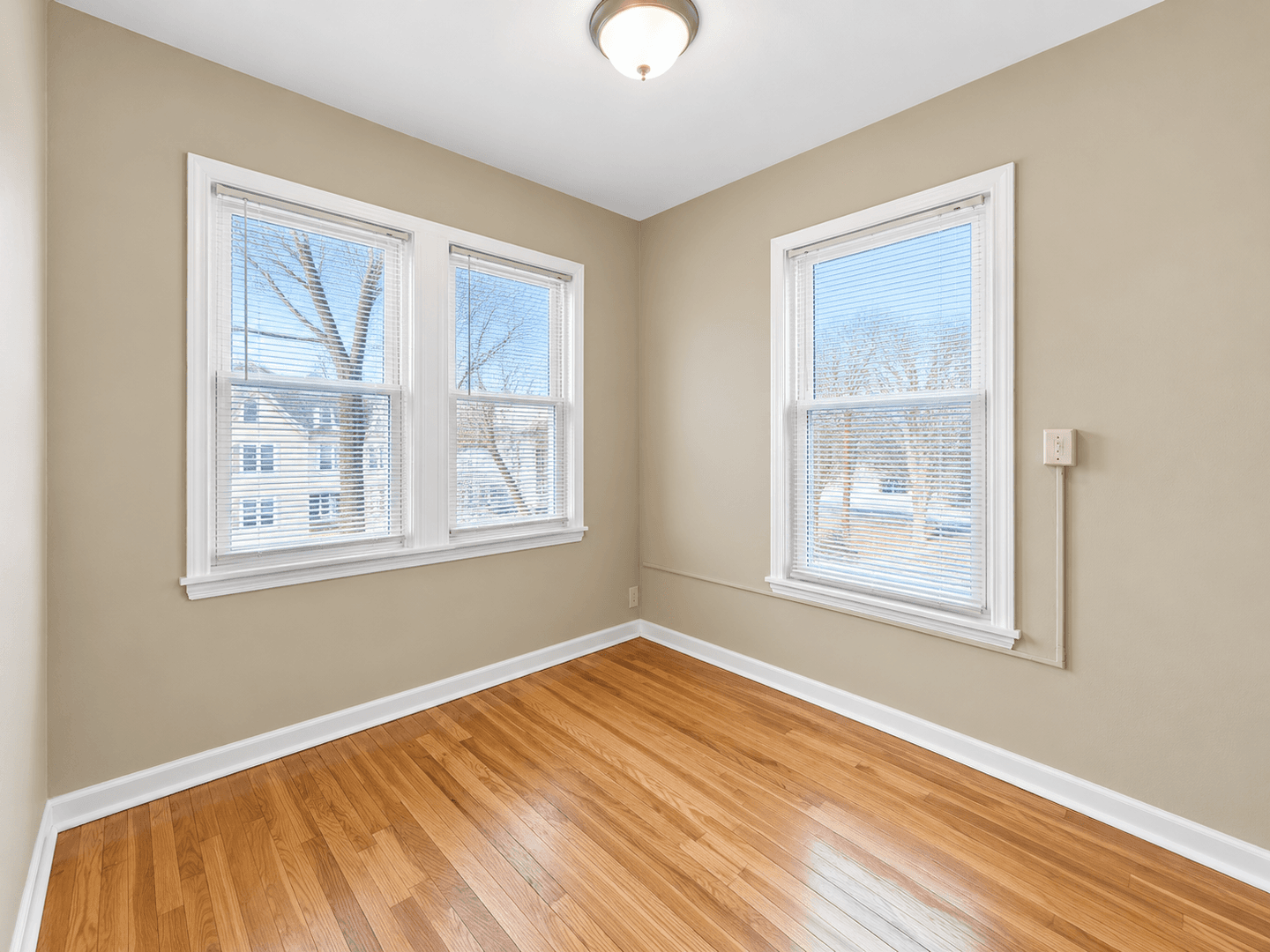 Saint Paul Apartment: 468 Herschel St.