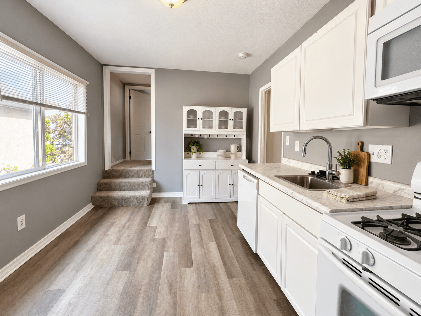 Minneapolis Apartment: 2742 18th Ave S