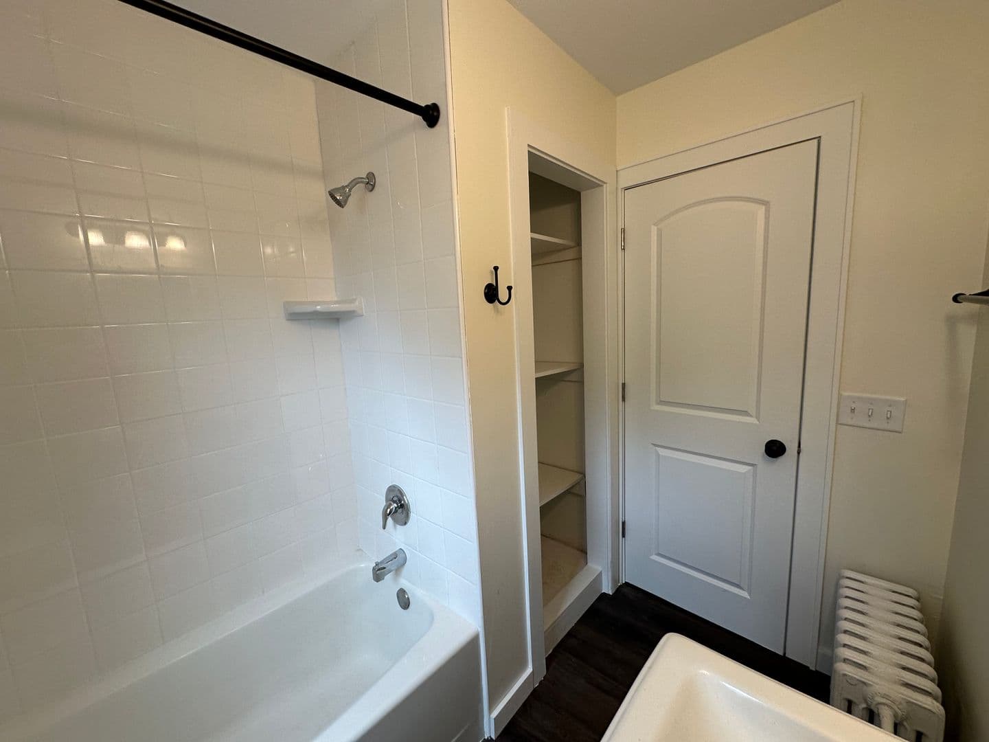 South Saint Paul Apartment: 250 6th Ave N