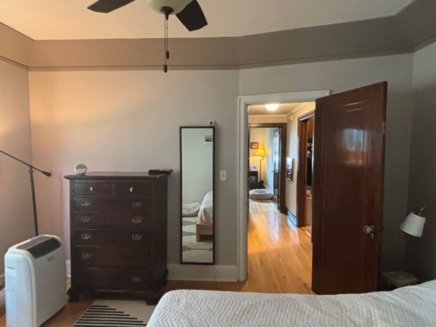 Minneapolis Apartment: 3535-3537 Harriet Ave