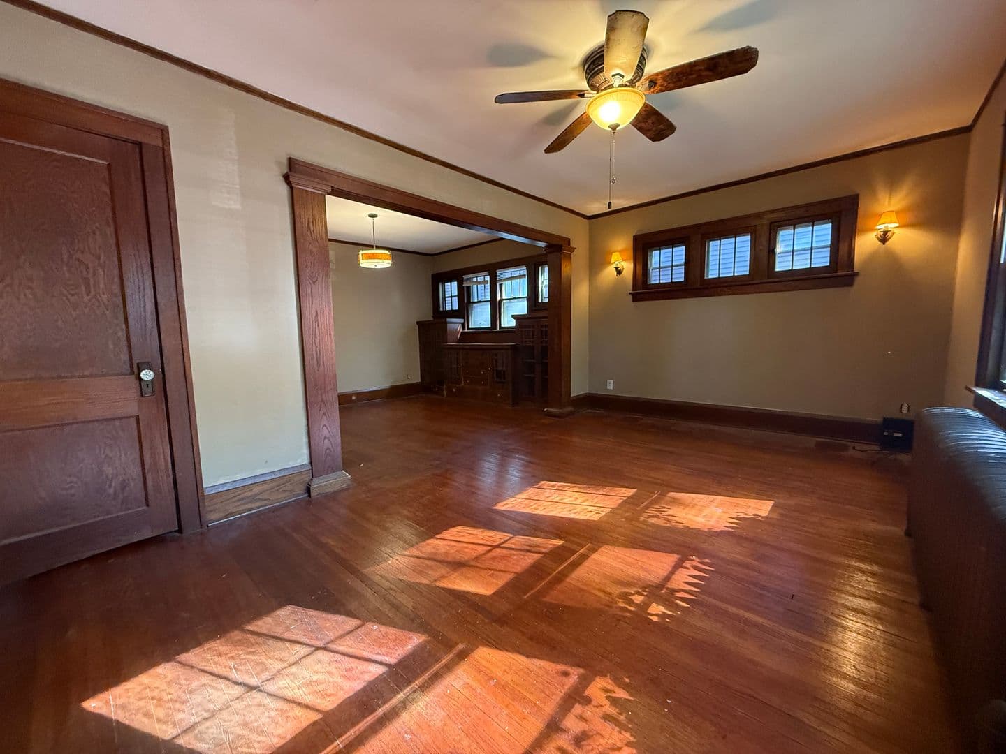 Saint Paul Apartment: 2033 Grand Ave