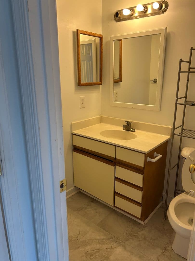 Henrico Townhome: 7816 Coachford Court